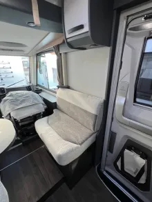 Fahrzeugbild Knaus L!VE I 700 MEG Verfügbar 11/26 #5