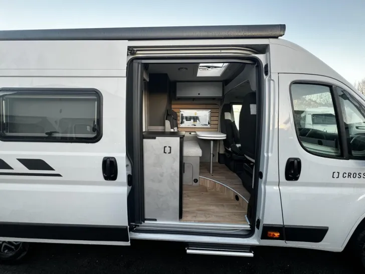 Fahrzeugbild Crosscamp ADVTR 6.4 EF Peugeot #6