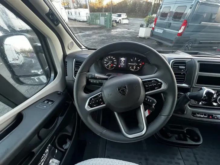 Fahrzeugbild Crosscamp ADVTR 6.4 EF Peugeot #10