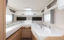 Fahrzeugbild Sunlight Adventure T Ford 670S 436 KG Zuladung #12