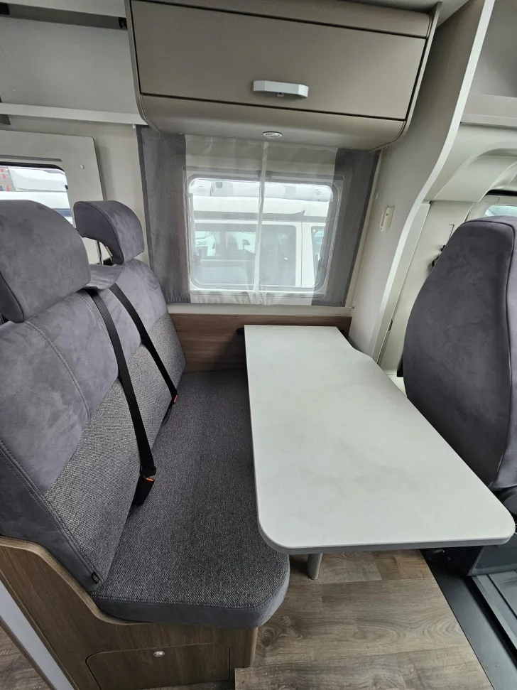 Fahrzeugbild Carado pro+ T 328 8GAutom|Hubbett|FiatDucato|Combi6E #16