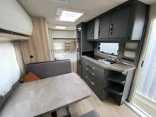 Fahrzeugbild Hobby De Luxe 540 KMFe #10