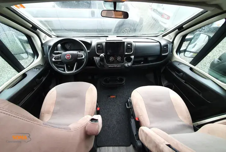 Fahrzeugbild LMC Cruiser V 646 G #6