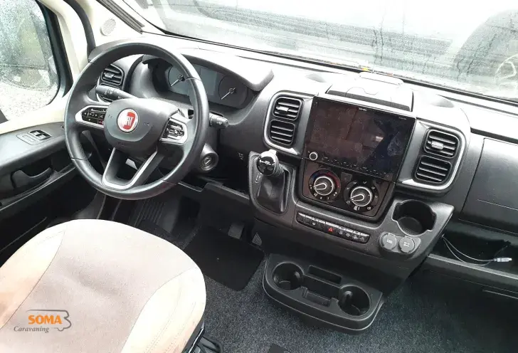 Fahrzeugbild LMC Cruiser V 646 G #7