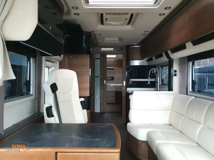 Fahrzeugbild Concorde Charisma 910 LI #7