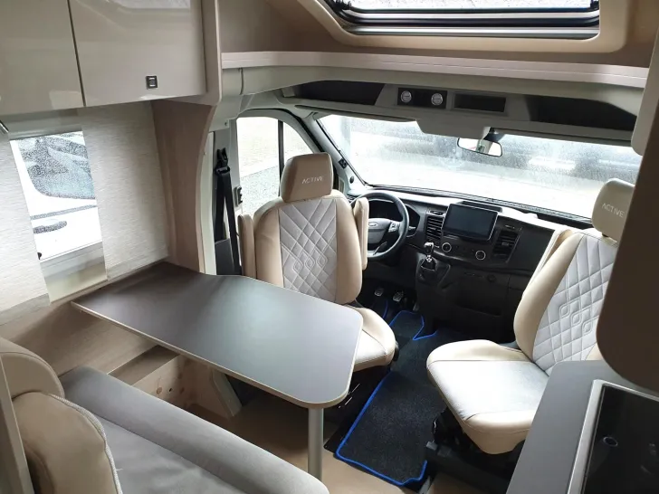 Fahrzeugbild Bürstner Lineo T 700 TOP AUSSTATTUNG !!! #12