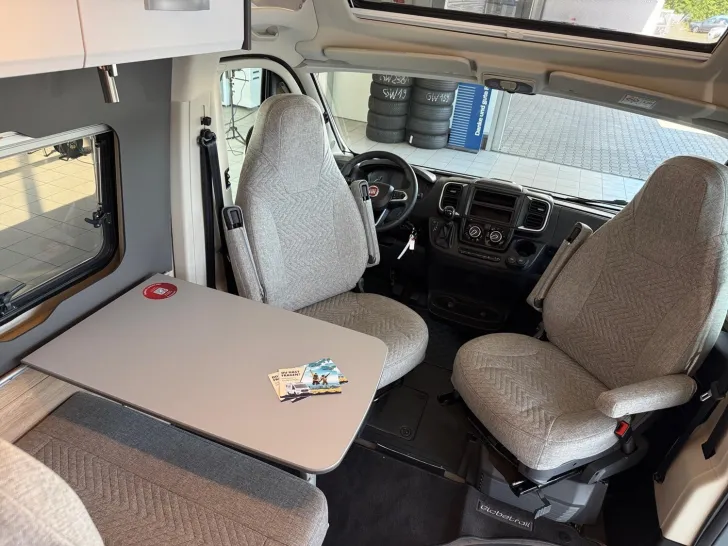 Fahrzeugbild Dethleffs Globetrail Advantage 600 DR Fiat Vermietung #14