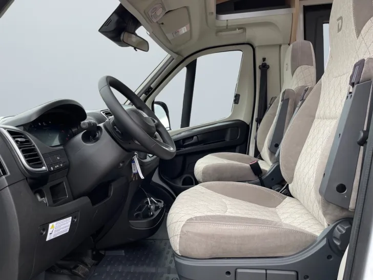 Fahrzeugbild Dethleffs Globebus Camp T 1 sofort verfügbar! #37