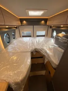 Fahrzeugbild Malibu Van First Class - Two Rooms 640 LE RB charming GT skyview #6