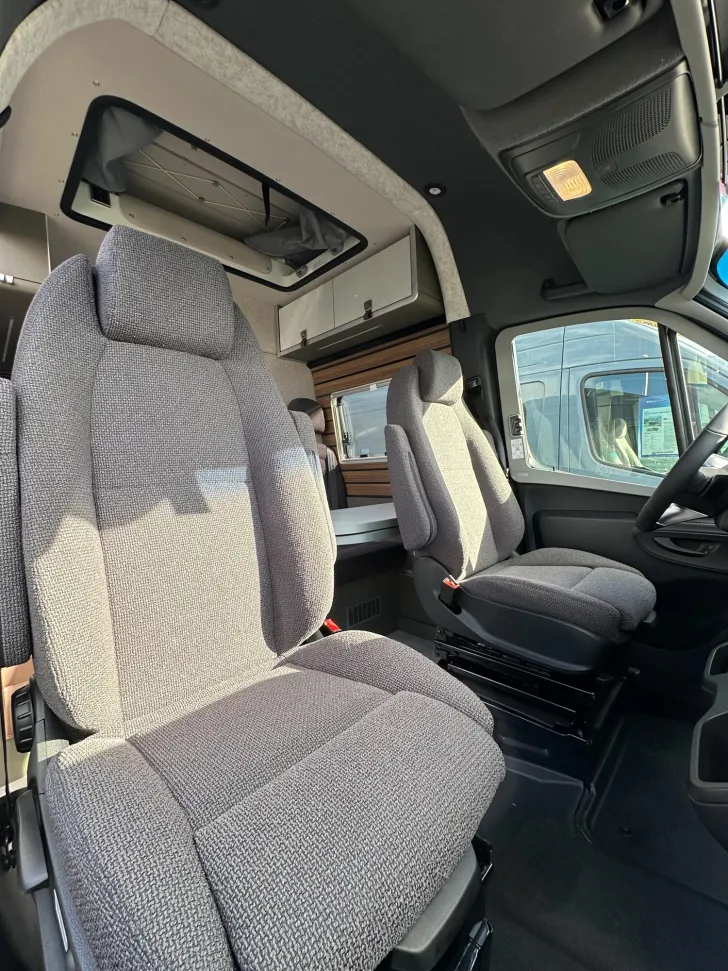 Fahrzeugbild Hymer Grand Canyon S 700 GCS700 mit Schlafdach #10