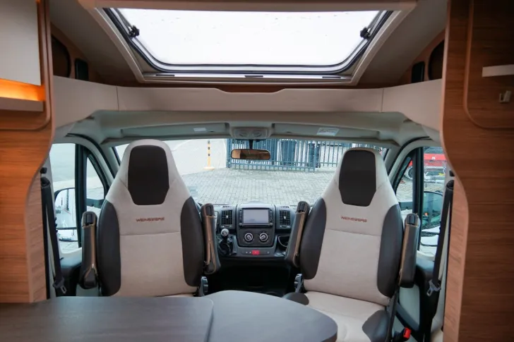 Fahrzeugbild Weinsberg Edition Pepper 600 MEG Hubstützen*3xSolar*SAT*TV #14