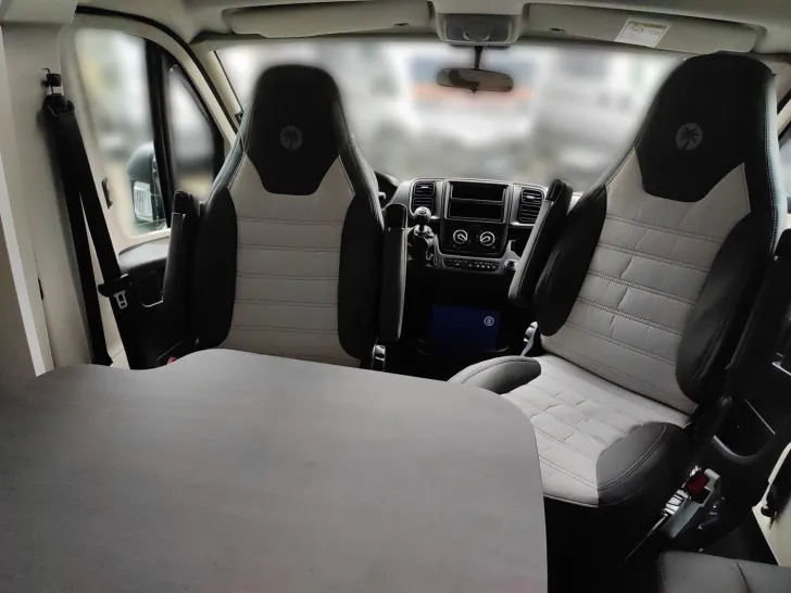 Fahrzeugbild Sunlight Adventure T 68 !!! Sie sparen 8.863,- !!! #11