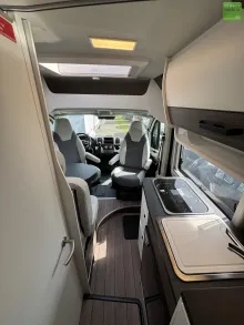 Fahrzeugbild VanTourer 600 L - Automatik Längsbetten Fiat Safety Paket #26