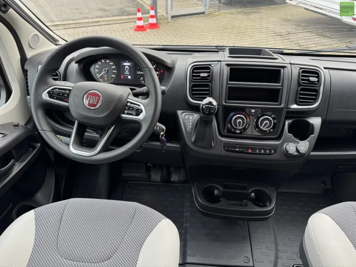 Fahrzeugbild VanTourer 600 L - Automatik Längsbetten Fiat Safety Paket #29