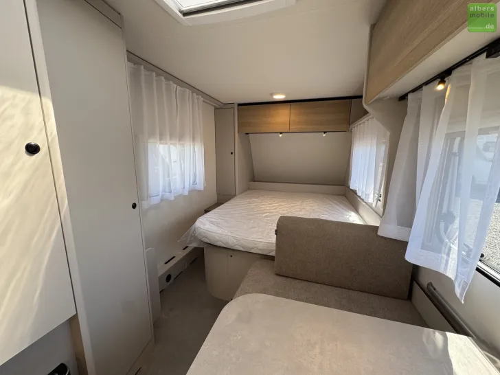 Fahrzeugbild LMC Sassino 450 D XXL-Bett 157x200cm 1500kg #15