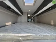 Fahrzeugbild Roller Team Livingstone Advance 6 XL Längshubbett 5,99m #22