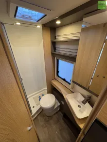 Fahrzeugbild LMC Tourer Lift H 630 Französisches Bett 165 PS #19
