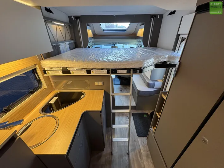 Fahrzeugbild LMC Tourer Lift H 630 Französisches Bett 165 PS #23