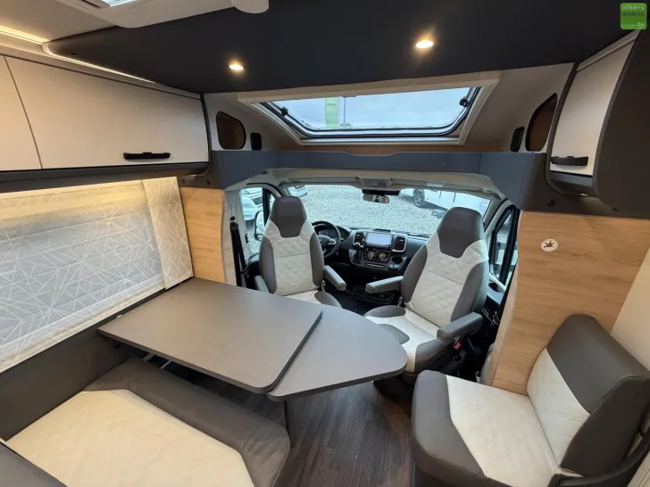 Fahrzeugbild Knaus L!VE TI PLATINUM SELECTION 650 MEG ACC TV 2026 #10