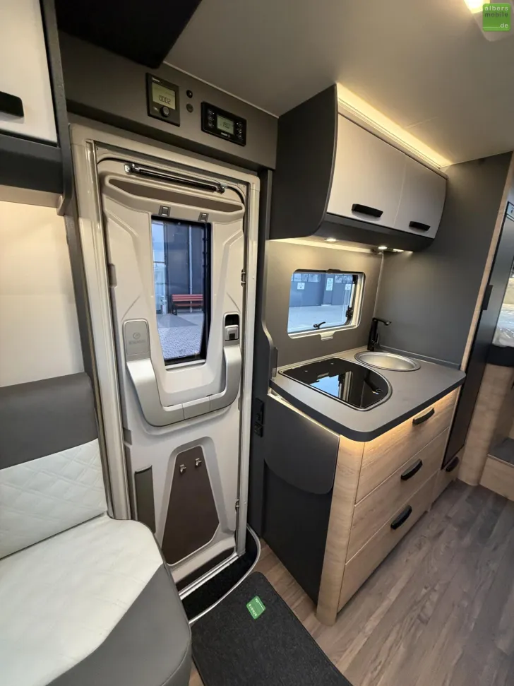 Fahrzeugbild Knaus L!VE TI PLATINUM SELECTION 650 MEG ACC TV 2026 #13
