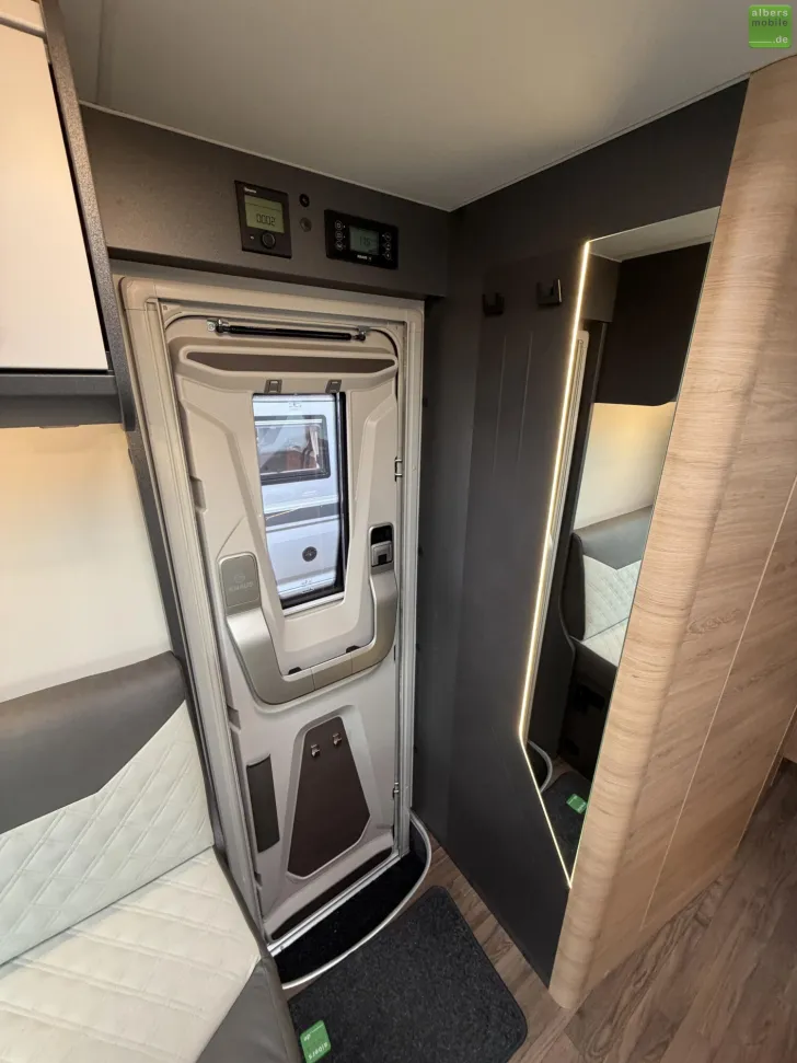 Fahrzeugbild Knaus L!VE TI PLATINUM SELECTION 700 MEG LED 180PS ACC #12