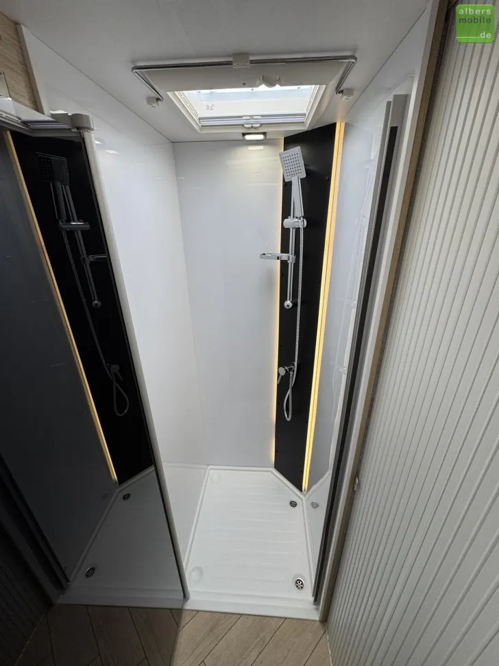 Fahrzeugbild Challenger Teilintegriert Etape Edition 260 Arctic Hubbett #17