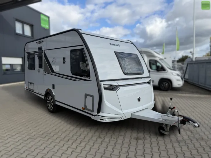 Fahrzeugbild Knaus Südwind 450 FU Black Selection 1700kg 2026 #1