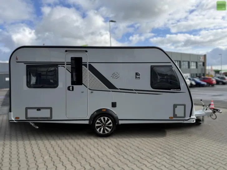 Fahrzeugbild Knaus Südwind 450 FU Black Selection 1700kg 2026 #3