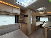 Fahrzeugbild Knaus Südwind BLACK SELECTION 460 EU Einzelbetten 2026 #11