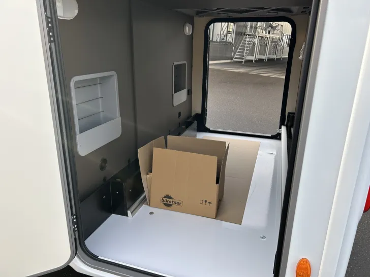 Fahrzeugbild Bürstner Lyseo TD 690 G B66 #8