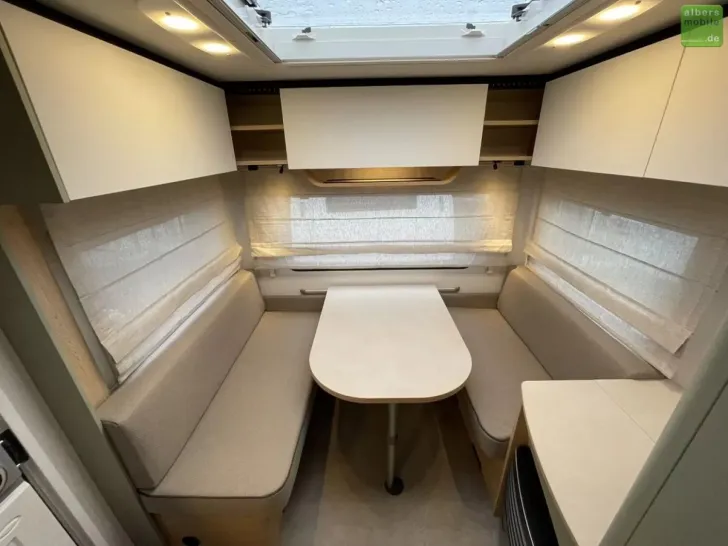 Fahrzeugbild LMC Style 450 D Queensbett Dusche 1800kg #9