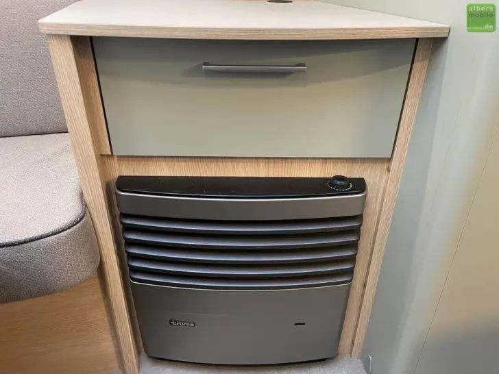 Fahrzeugbild LMC Style 450 D Queensbett Dusche 1800kg #26