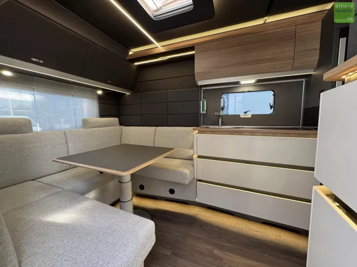 Fahrzeugbild Knaus Azur 500 EU 2000kg - Jetzt 7.209 Euro sparen! #8