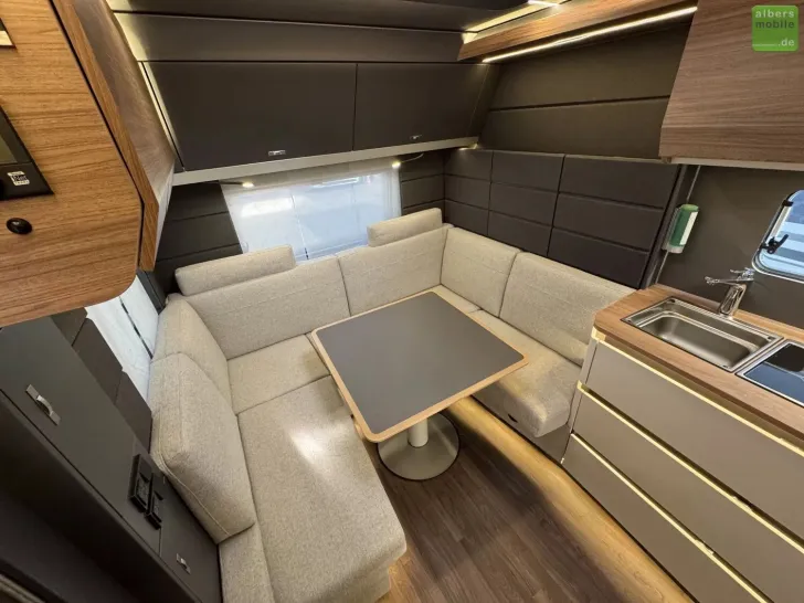 Fahrzeugbild Knaus Azur 500 EU 2000kg - Jetzt 7.209 Euro sparen! #10