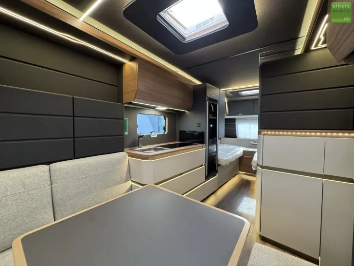 Fahrzeugbild Knaus Azur 500 EU 2000kg - Jetzt 7.209 Euro sparen! #12
