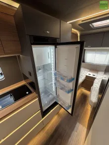 Fahrzeugbild Knaus Azur 500 EU 2000kg - Jetzt 7.209 Euro sparen! #16