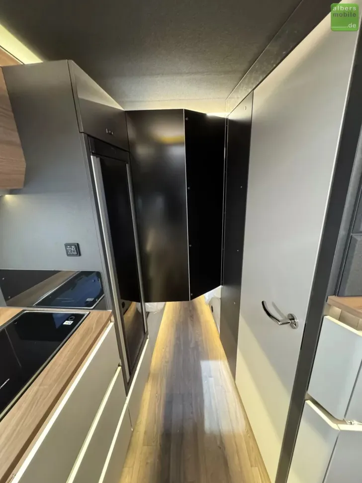 Fahrzeugbild Knaus Azur 500 EU 2000kg - Jetzt 7.209 Euro sparen! #26