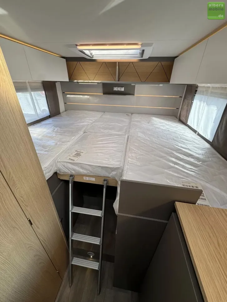 Fahrzeugbild LMC Tourer Lift H 664 G Automatik Navi Einzelbetten #17