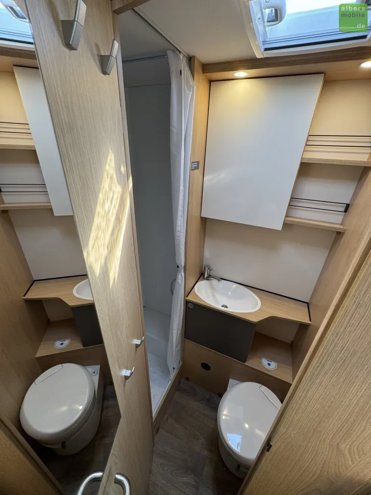 Fahrzeugbild LMC Tourer A 690 G 6 Sitzplätze Automatik Navi #18