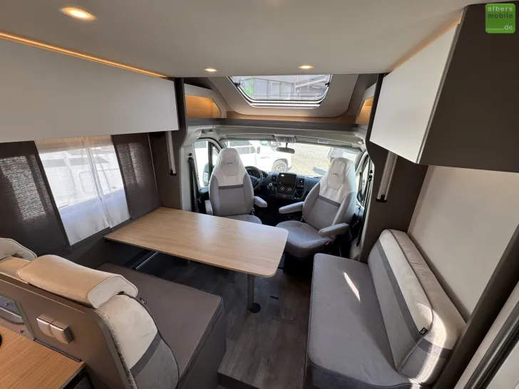 Fahrzeugbild LMC Tourer Lift H 630 Hubbett Französisches Bett #9