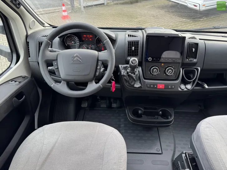 Fahrzeugbild LMC Tourer Lift H 630 Hubbett Französisches Bett #27