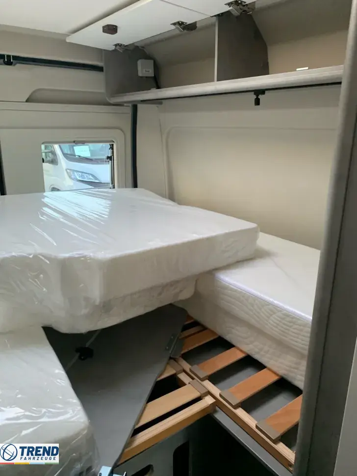 Fahrzeugbild Crosscamp ADVTR 6.4 EF Peugeot #18