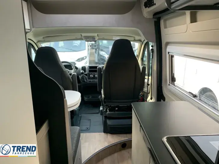 Fahrzeugbild Crosscamp ADVTR 6.4 EF Peugeot #20