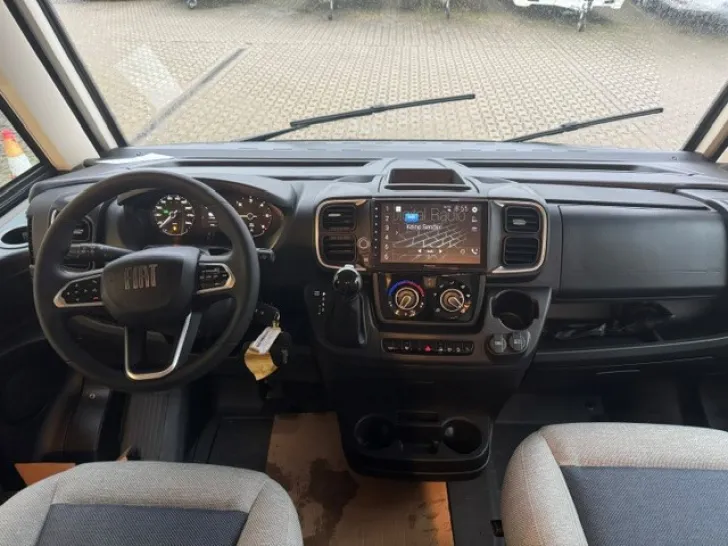 Fahrzeugbild Weinsberg CaraCore 700 MEG 180 PS - Automatik - 4.000 Kg #5