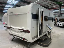 Fahrzeugbild Hobby De Luxe 490 KMF Modell 2026 / 1800 kg #7