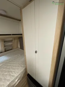 Fahrzeugbild Hobby De Luxe 490 KMF Modell 2026 / 1800 kg #15