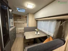 Fahrzeugbild Hobby De Luxe 490 KMF Modell 2026 / 1800 kg #16