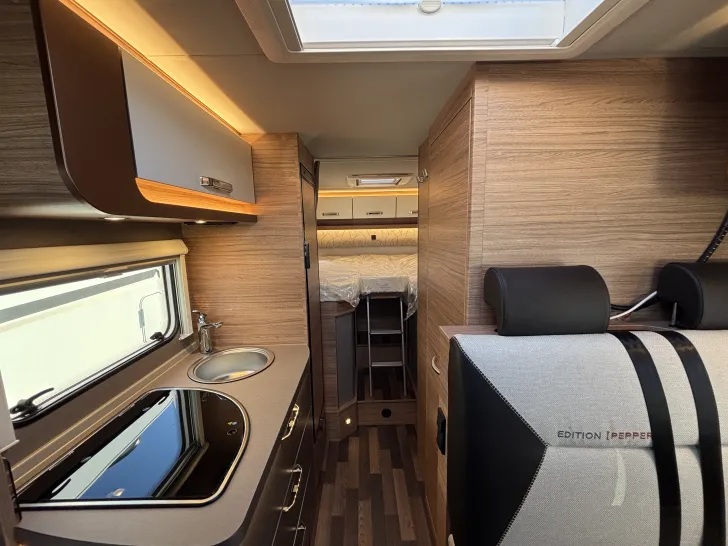 Fahrzeugbild Weinsberg CaraCompact 600 MEG EDITION [PEPPER] #10