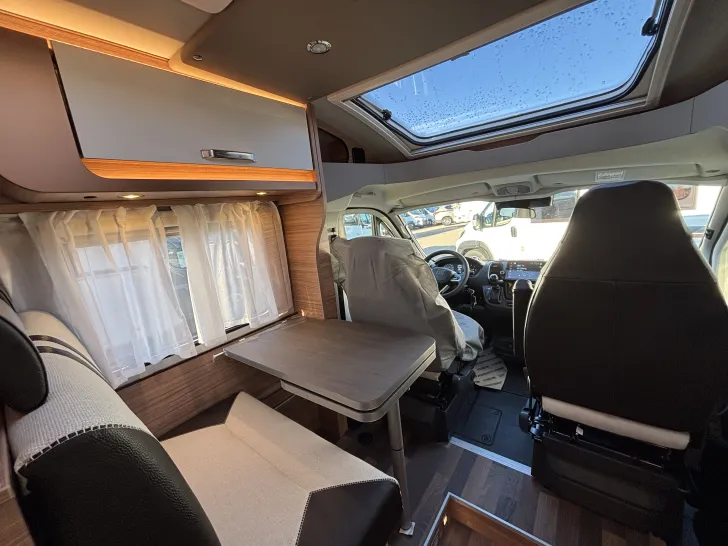 Fahrzeugbild Weinsberg CaraCompact 600 MEG EDITION [PEPPER] #18