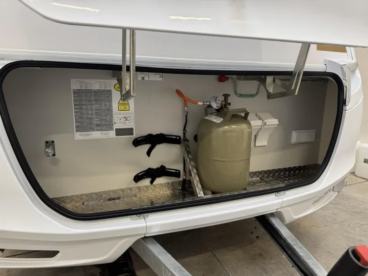 Fahrzeugbild Bürstner B66 485 TS 1800KG|DUSCHE|KOMFORT-AUSSTATTUNG #15